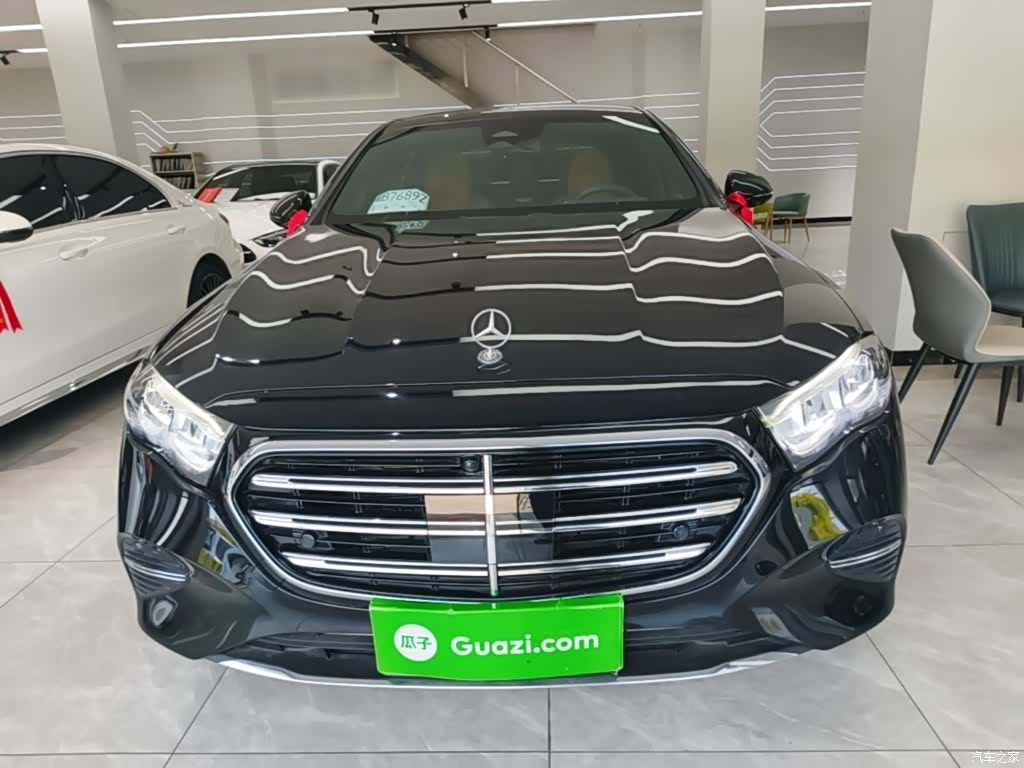 Mercedes-Benz E-Class, 2024 3