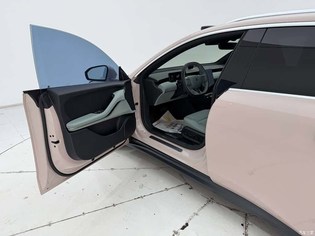 NIO ET5, 2023 12