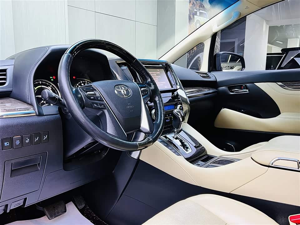 Toyota Elfa Toyota Elfa