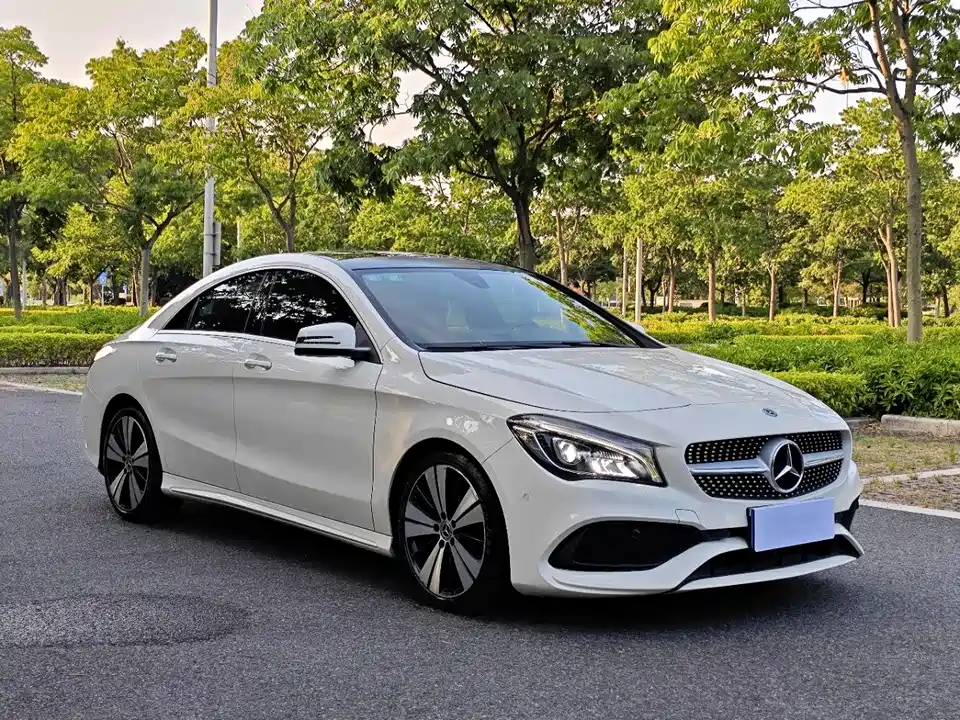 Mercedes-Benz CLA