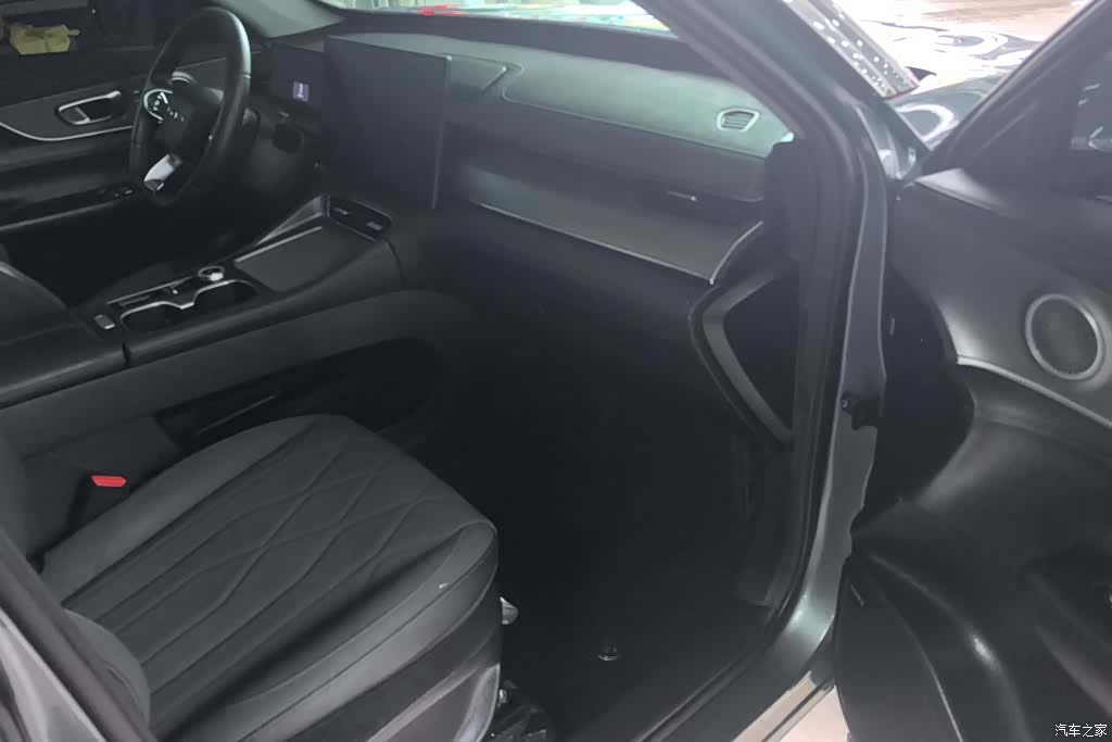 Chery Tiggo 8 Plus, 2025 8