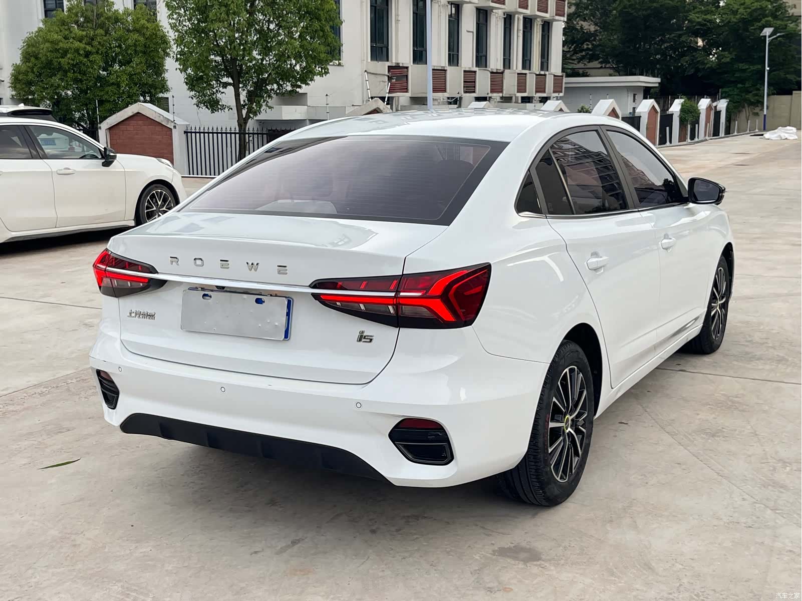 Roewe i5, 2022 все фото