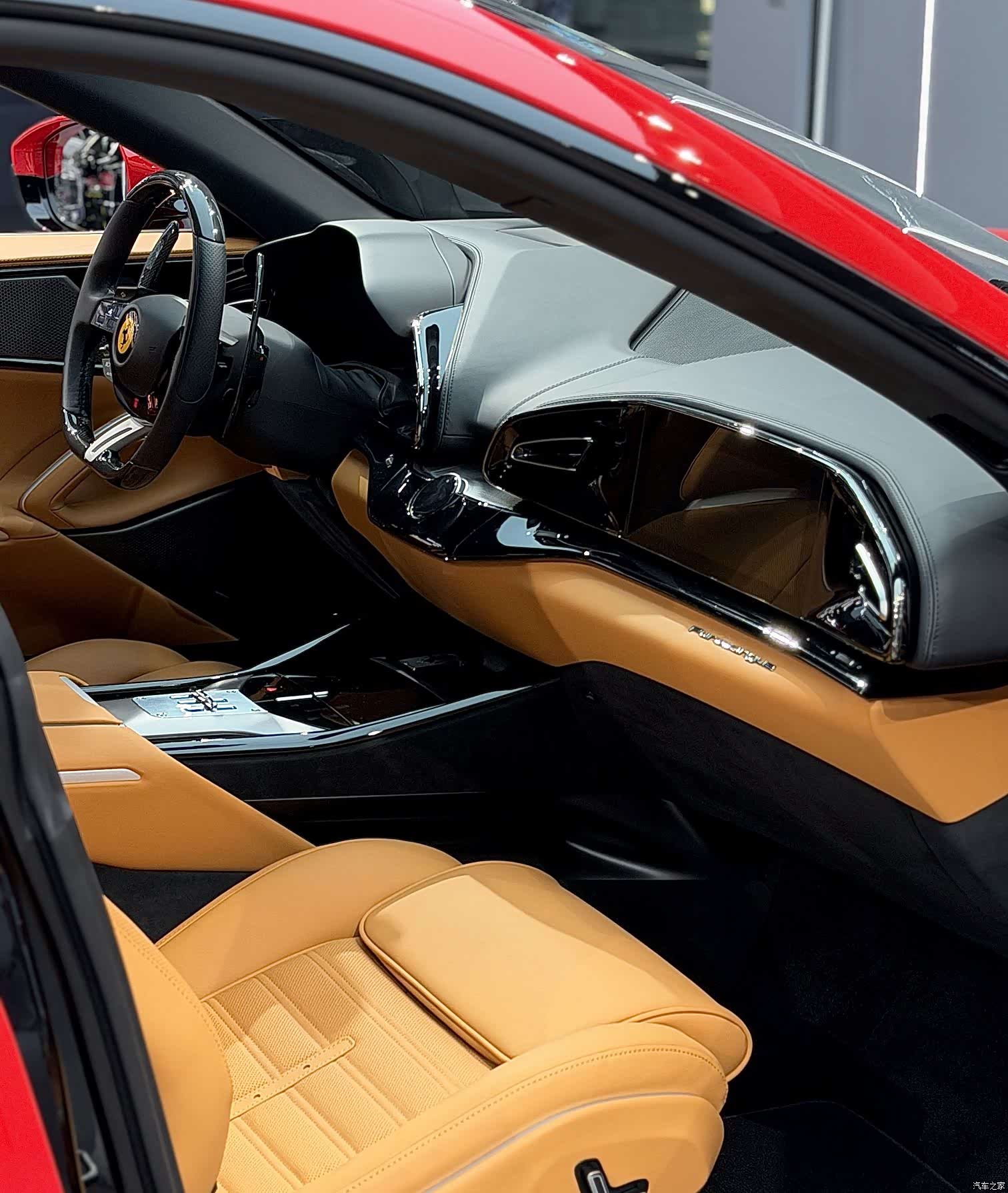 Ferrari Purosangue, 2025 7