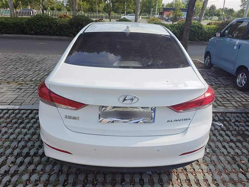 Hyundai Lead