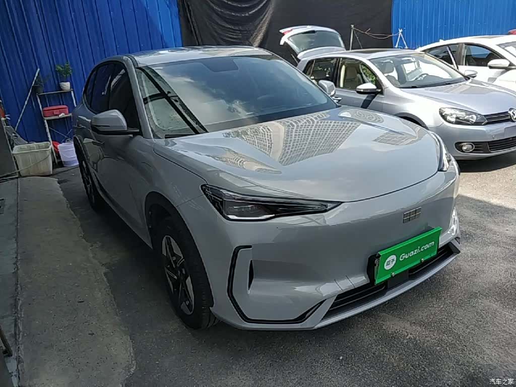 Geely Galaxy E5, 2025 4