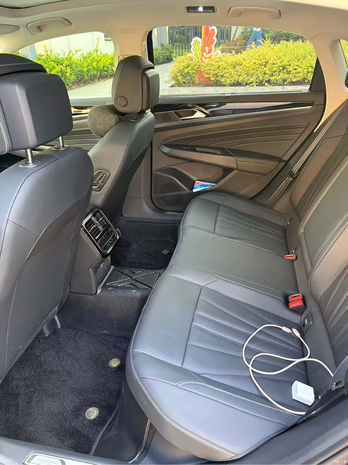 Volkswagen Passat, 2024 7