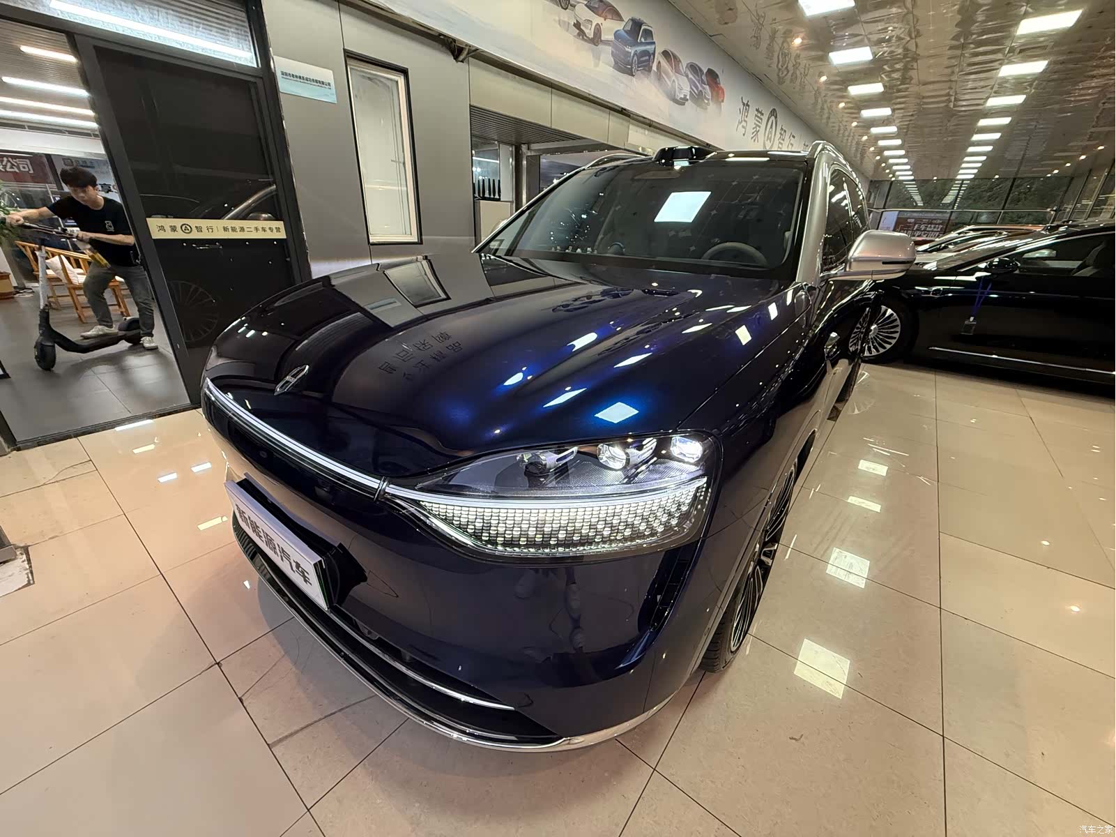 AITO M9, 2025 1