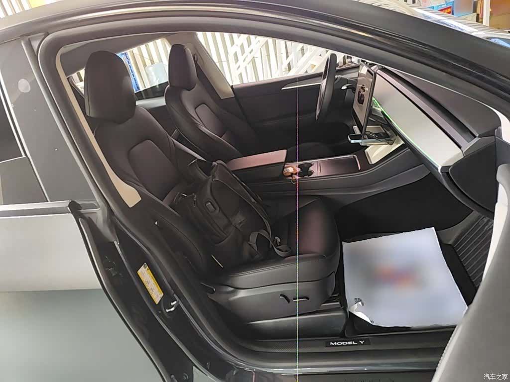 Tesla Model Y, 2024 25