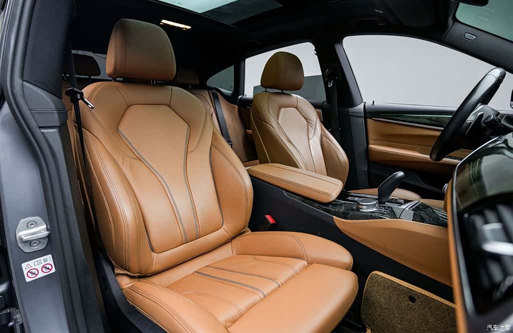 BMW 6 Series GT, 2020 11