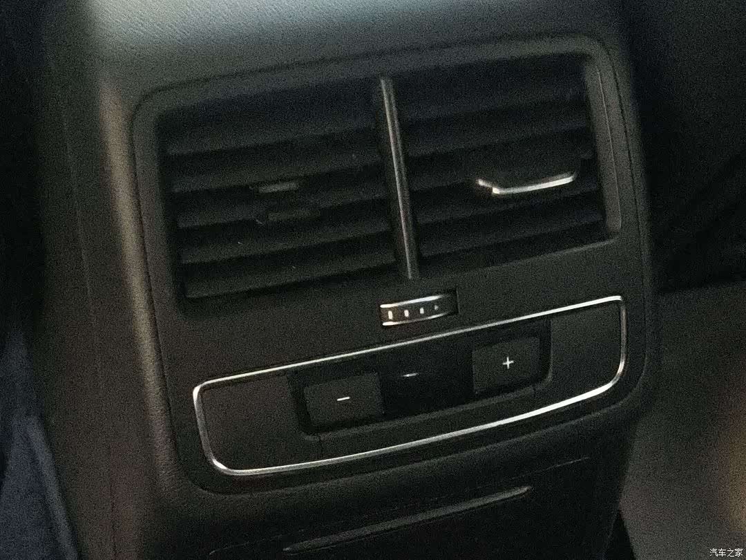 Audi A4L, 2019 12