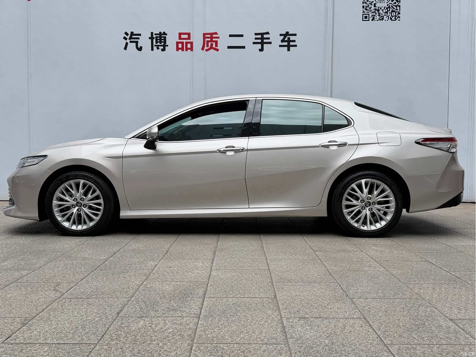 Toyota Camry, 2021 4