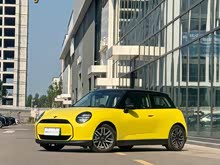 �綯MINI COOPER 2025�� 456km COOPER E ������