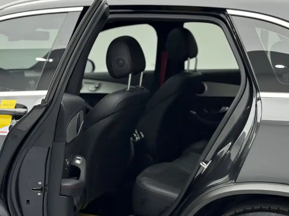 Mercedes-Benz GLC AMG