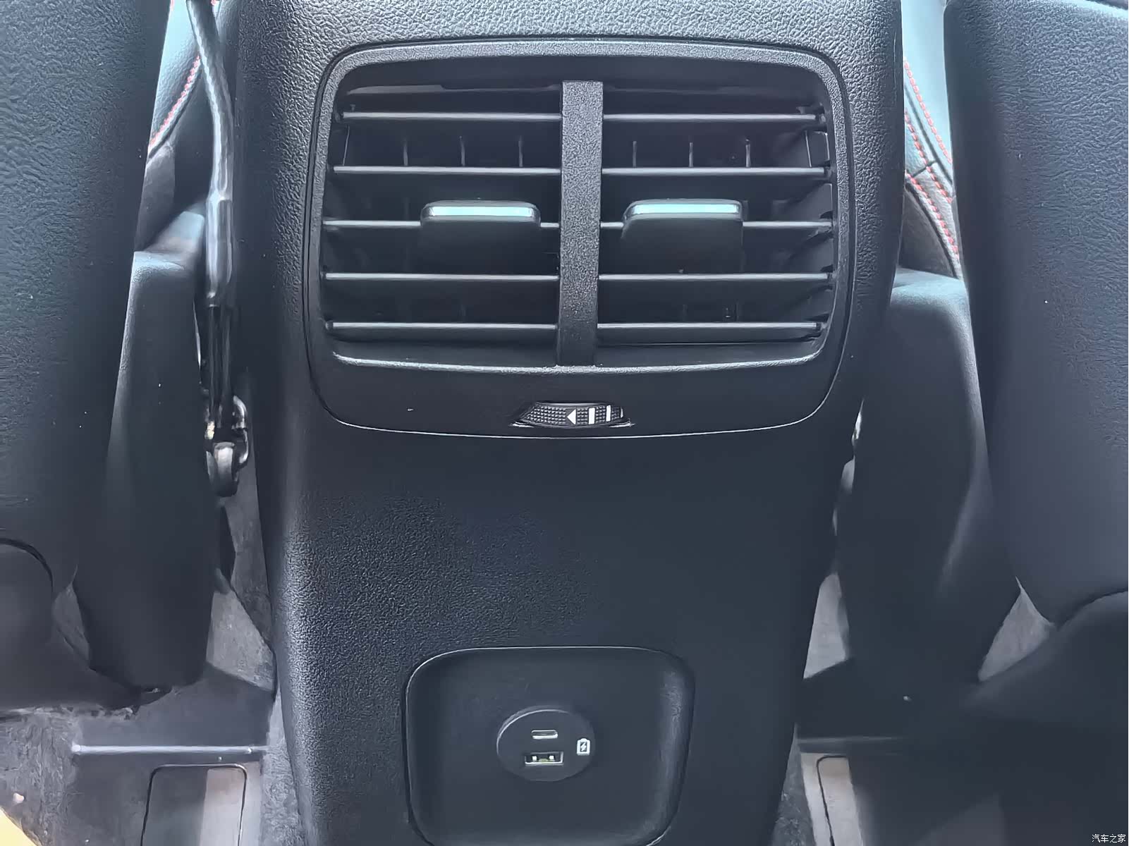 Ford Escape, 2023 17
