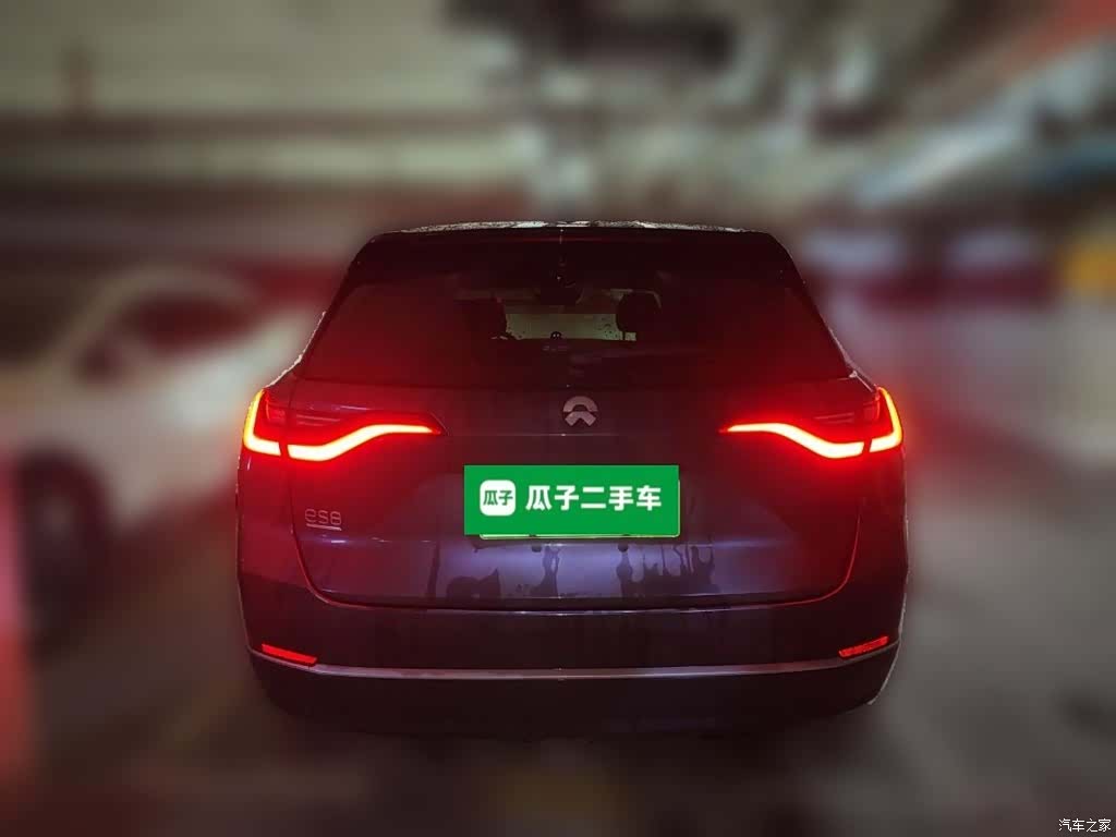 NIO ES8, 2022 4
