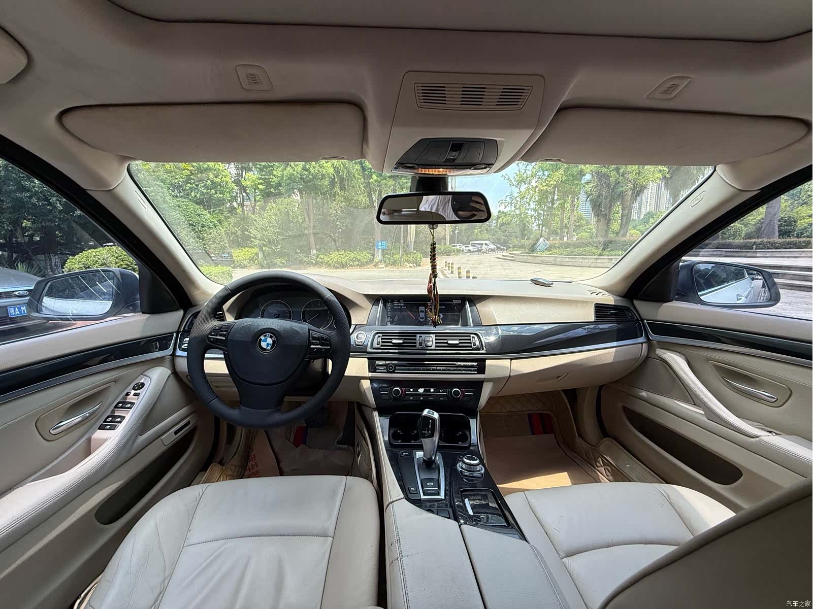 BMW 5 Series, 2012 8