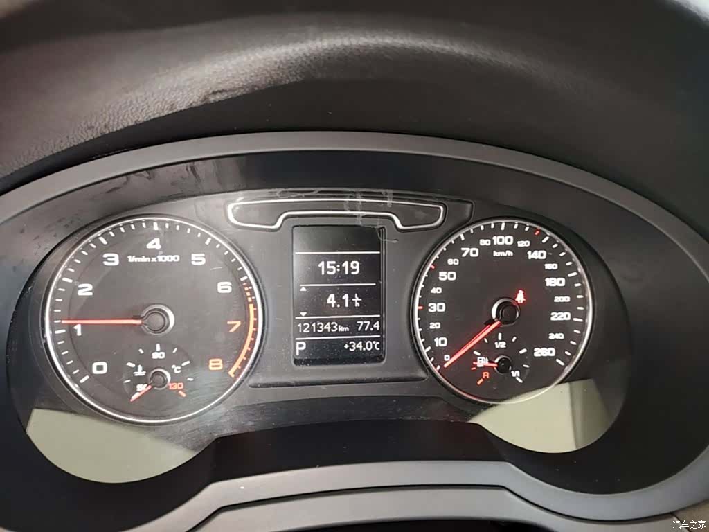 Audi Q3, 2016 12