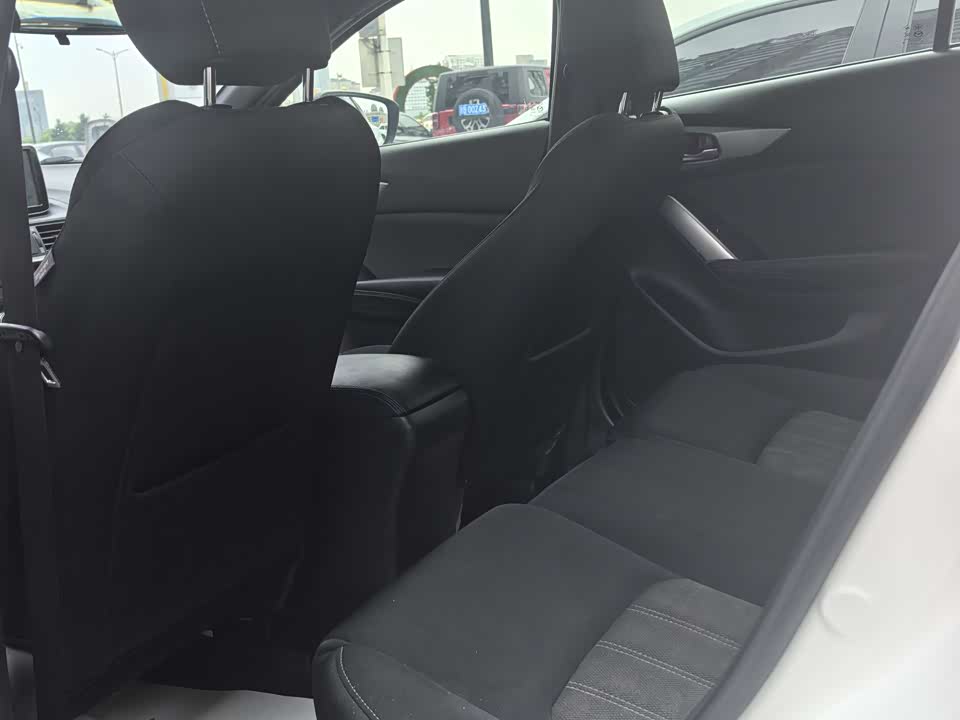 Mazda CX-4