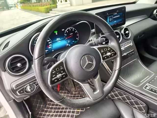 Mercedes-Benz C-Class, 2019 10