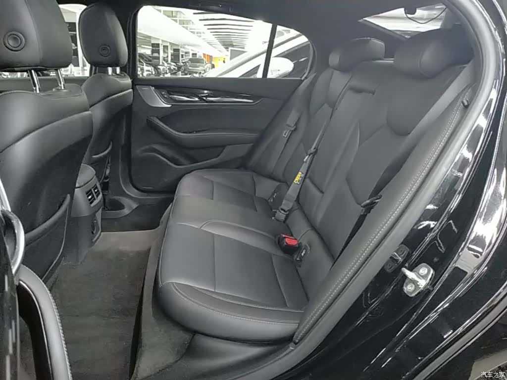 Cadillac CT5, 2023 17