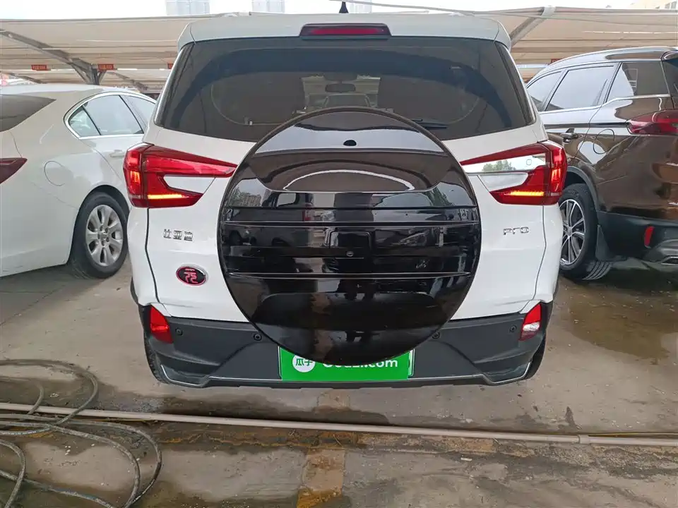 BYD Yuan Pro BYD Yuan Pro
