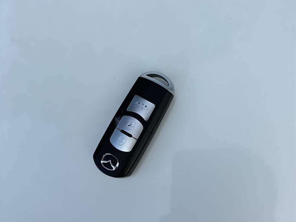 Mazda 3 Angkesaila