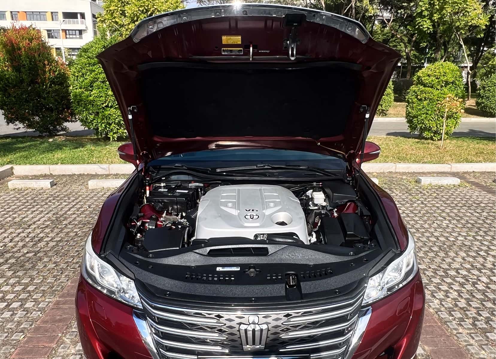 Toyota Crown, 2015 17