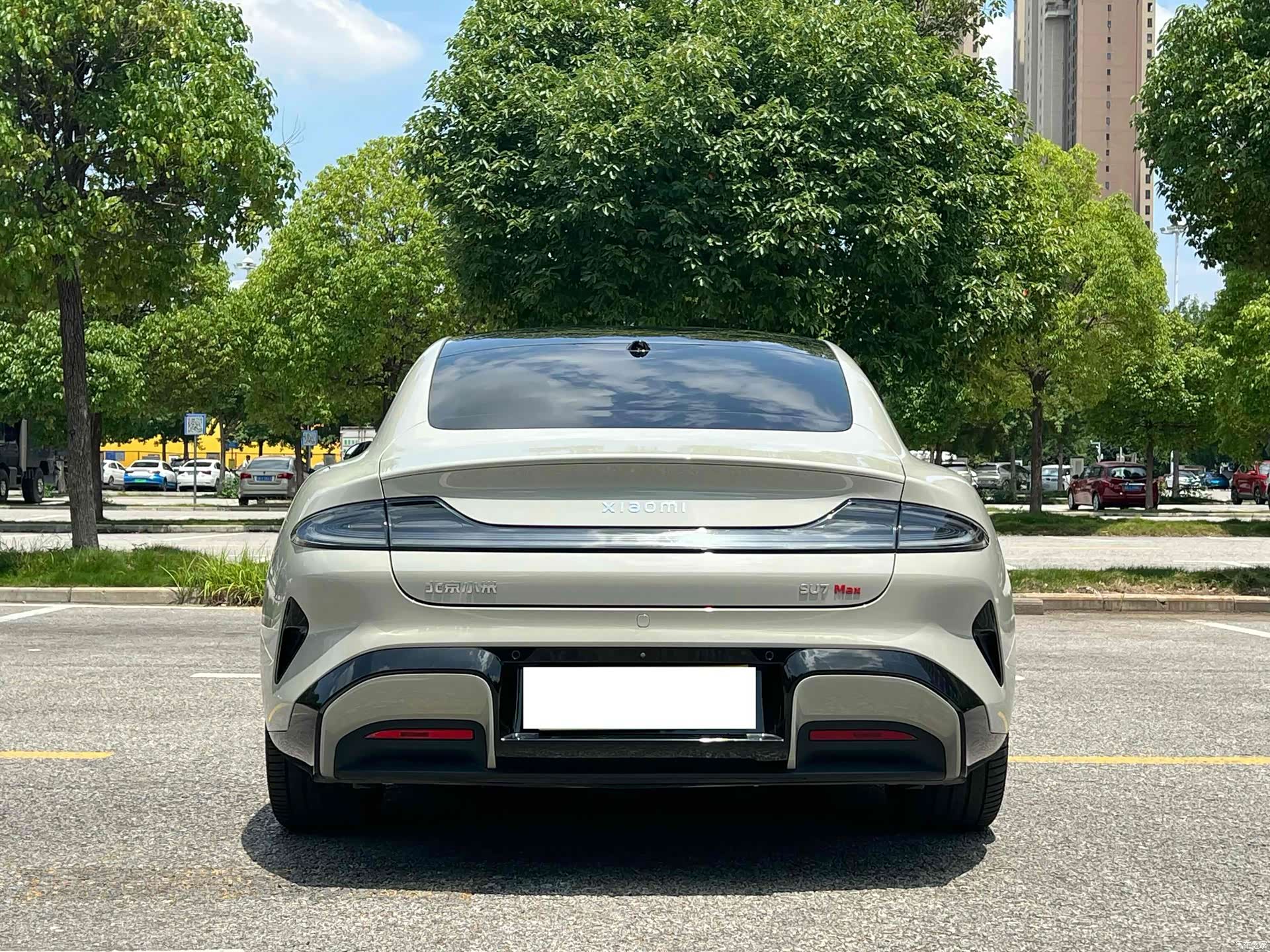 Xiaomi SU7, 2025 17