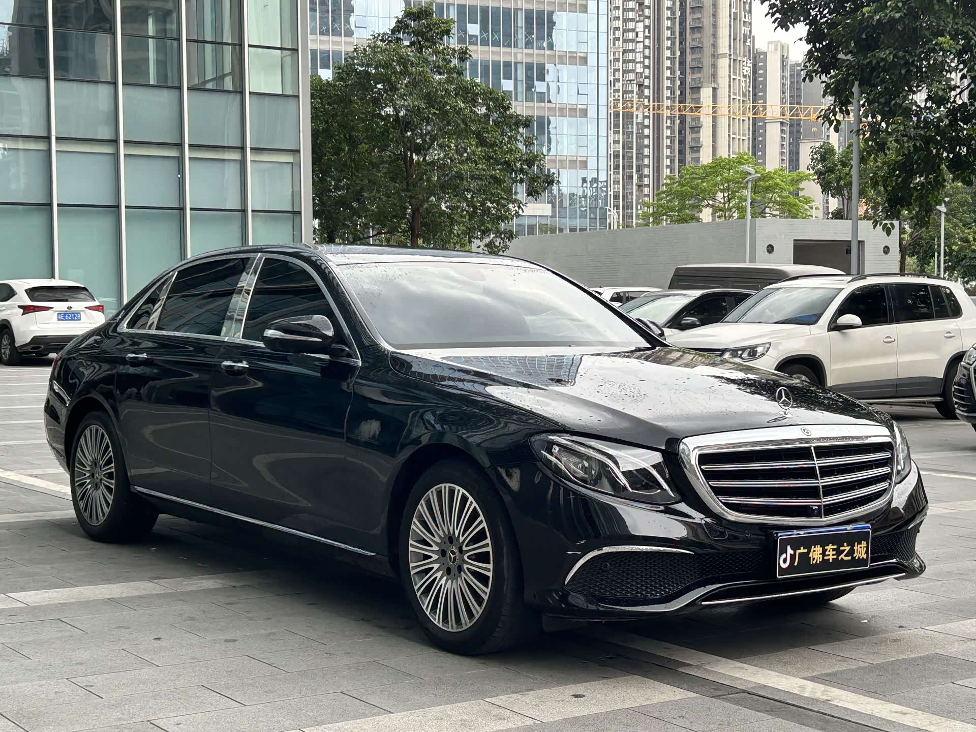Mercedes-Benz E-Class, 2020 3