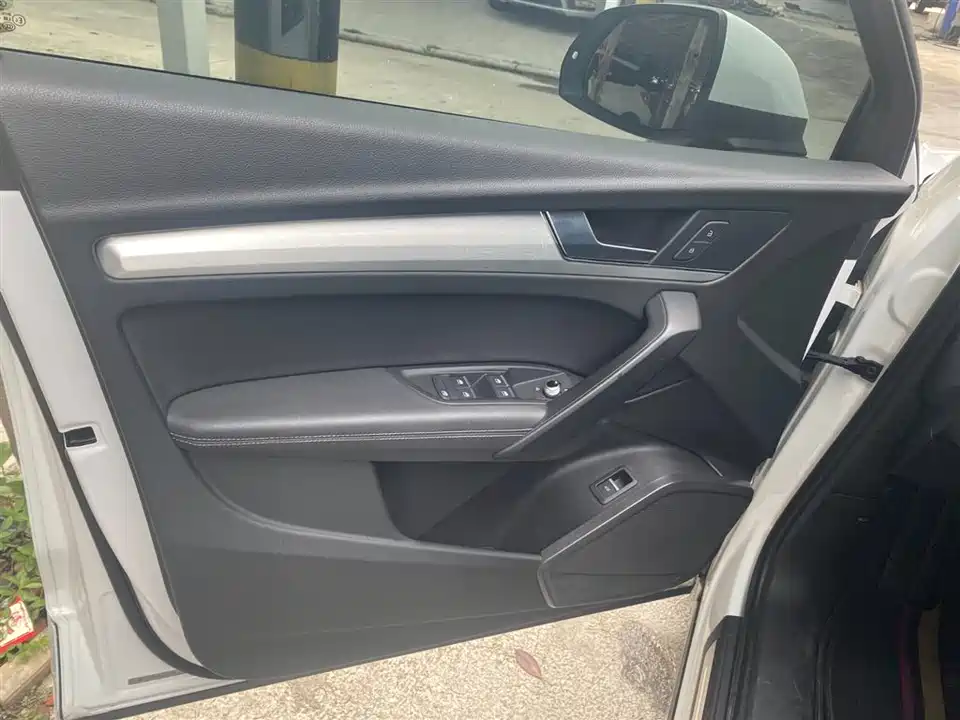 Audi Q5L Audi Q5L