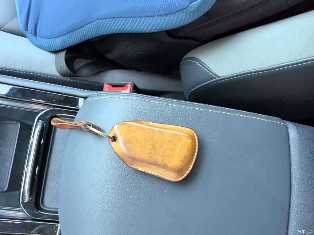 Volkswagen ID.4, 2022 9