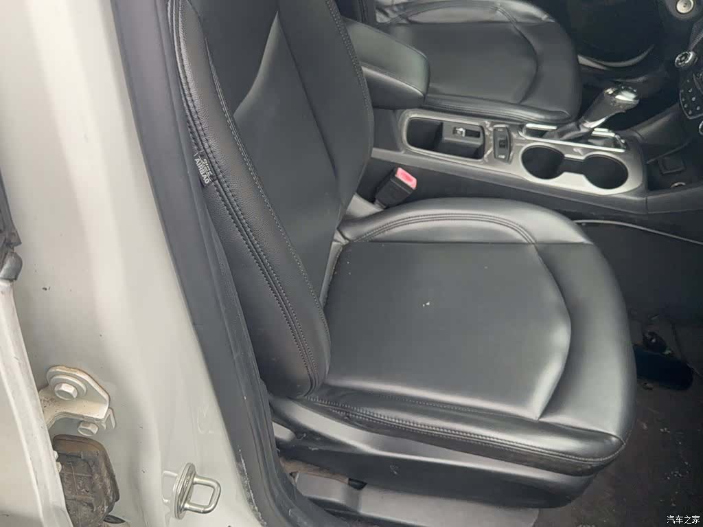 Chevrolet 320, 2017 3