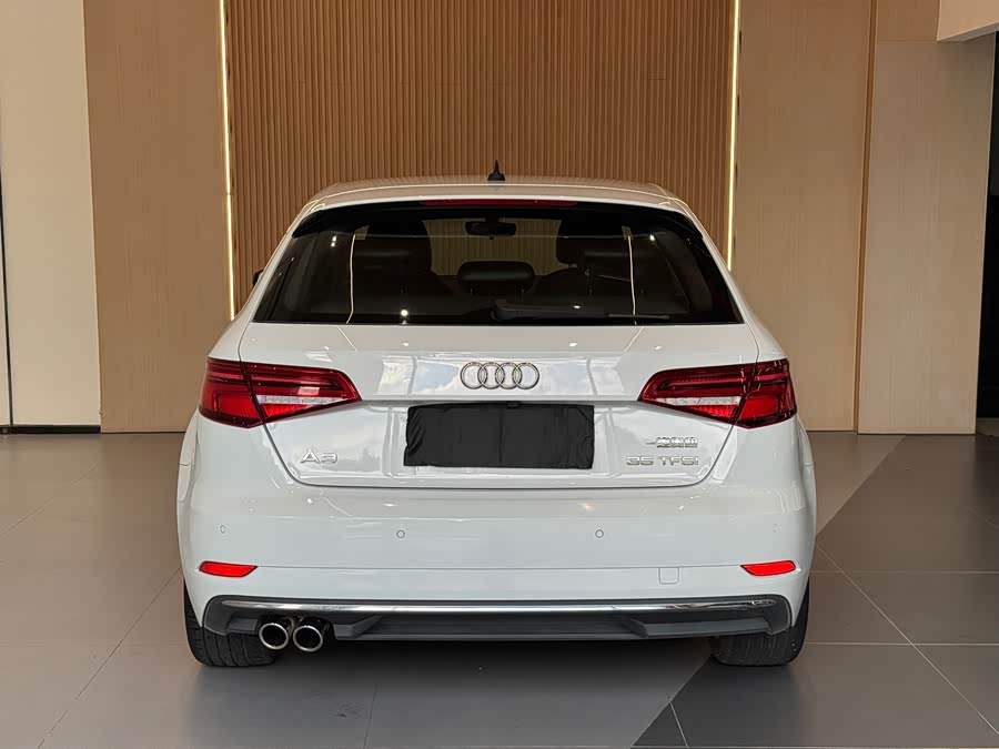 Audi A3 2019, фото 17