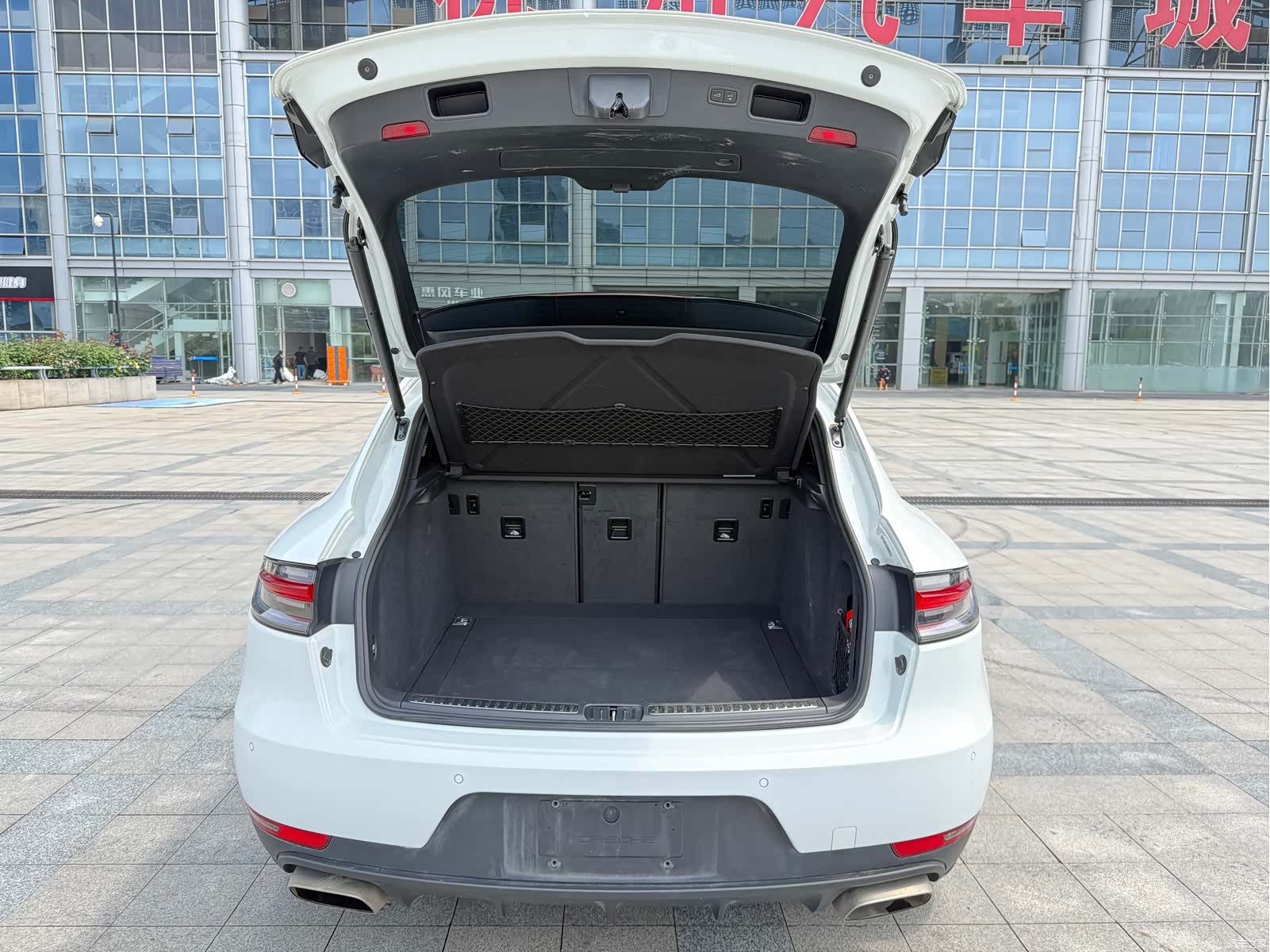 Porsche Macan, 2019 11