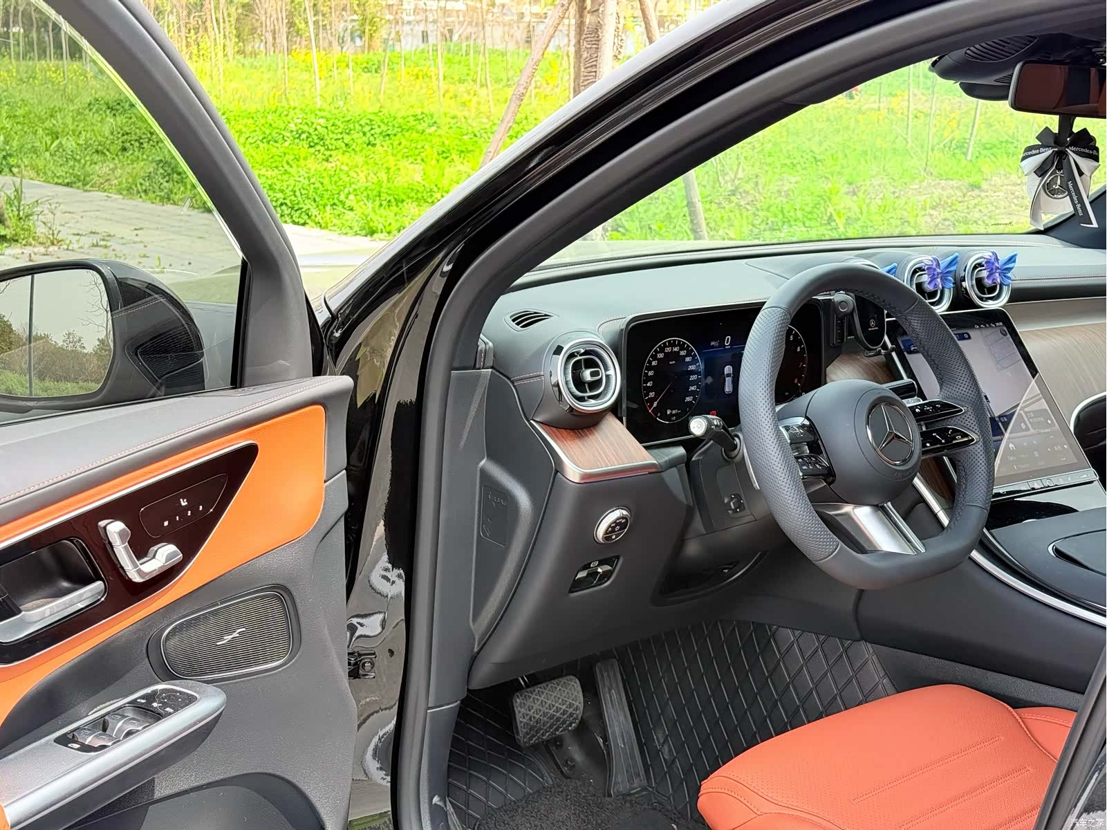 Mercedes-Benz GLC, 2025 все фото