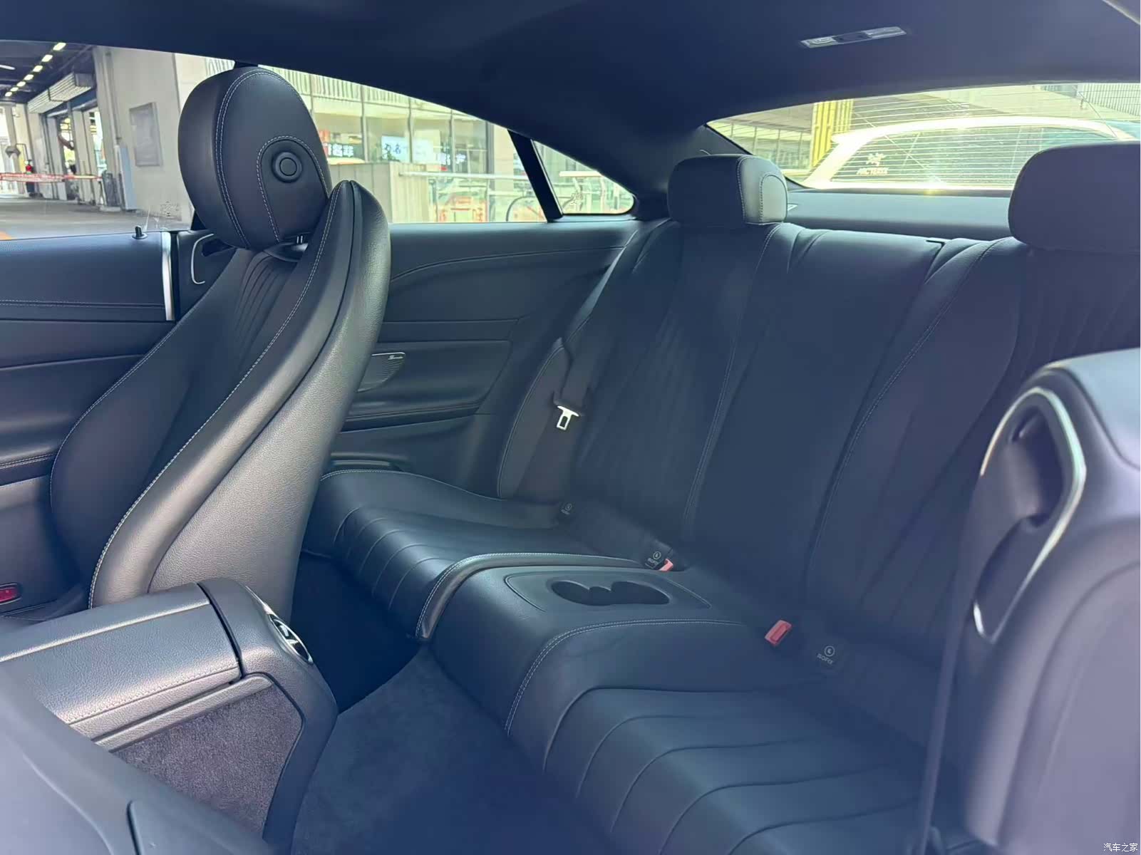 Mercedes-Benz E-Class, 2020 все фото