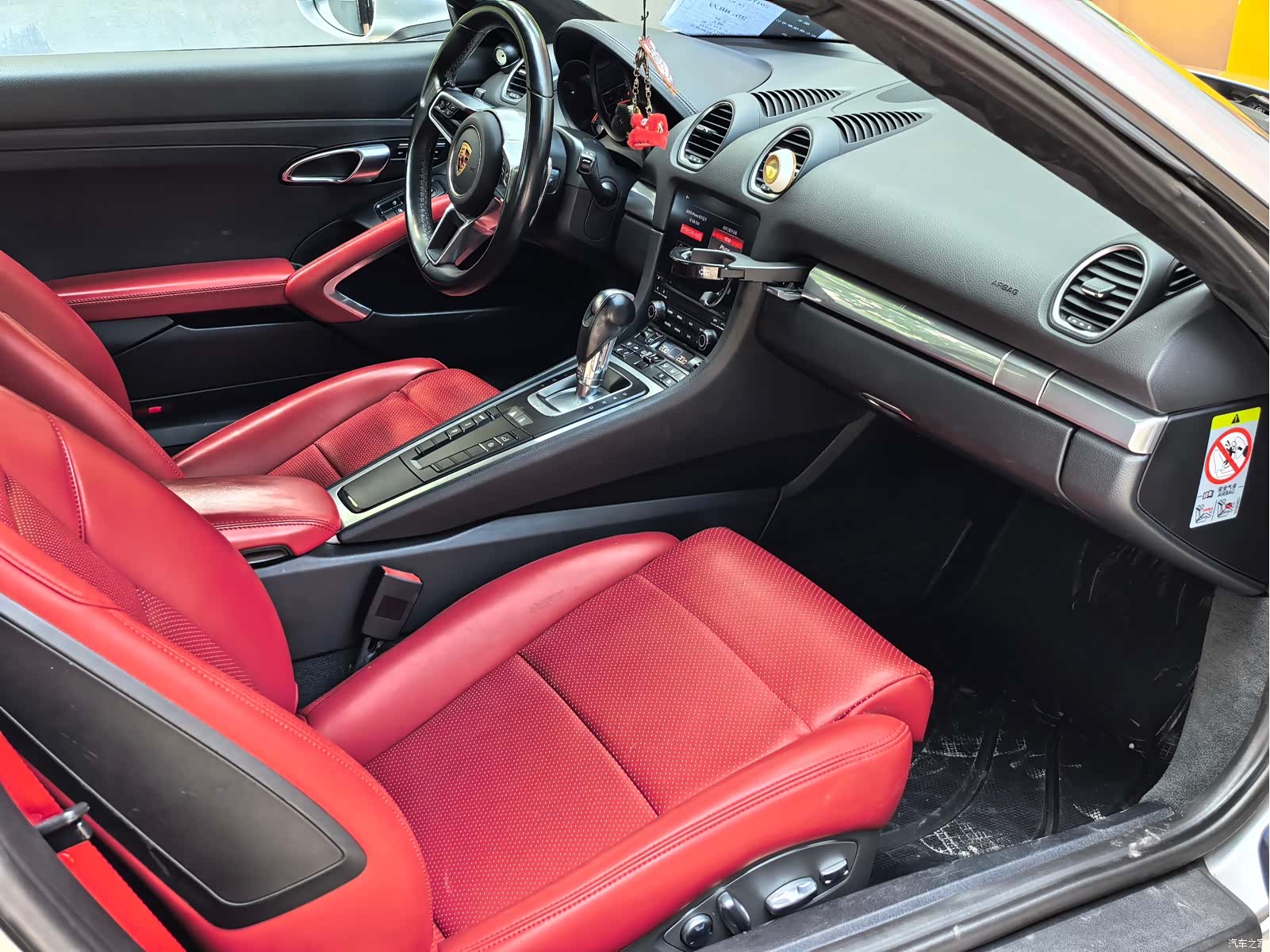 Porsche Cayman, 2017 8