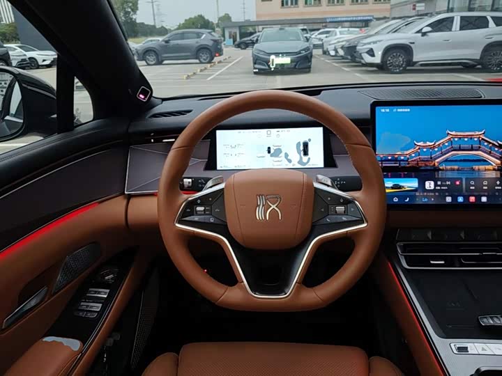BYD Han L 2025 DM-i 200KM ji guang lei da Flagship