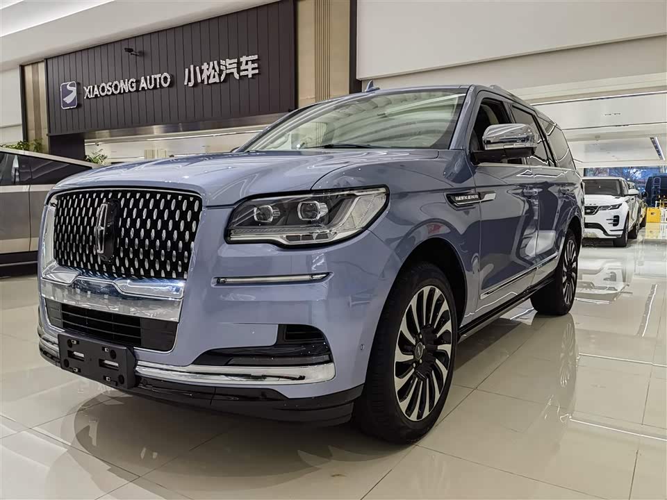 Lincoln Navigator