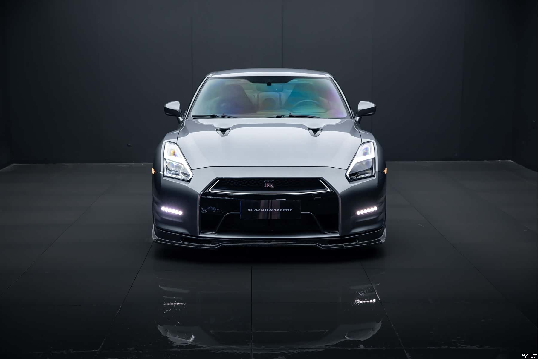 Nissan GT-R, 2011 4