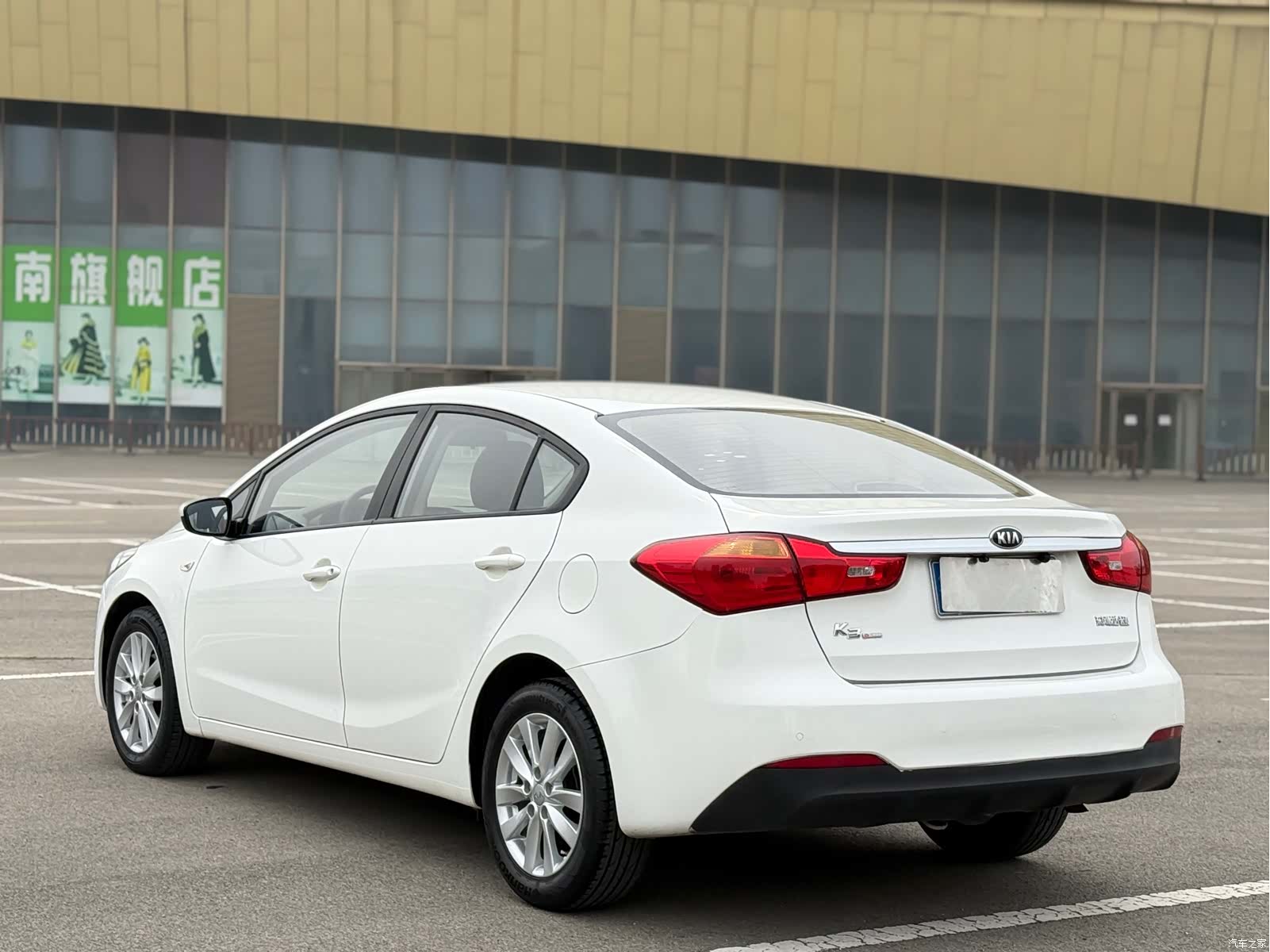 Kia K3, 2015 9