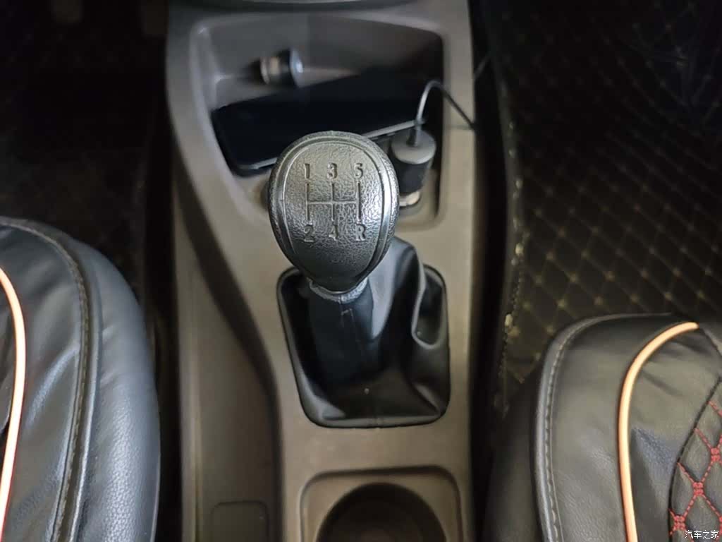 Wuling Hongguang, 2019 14