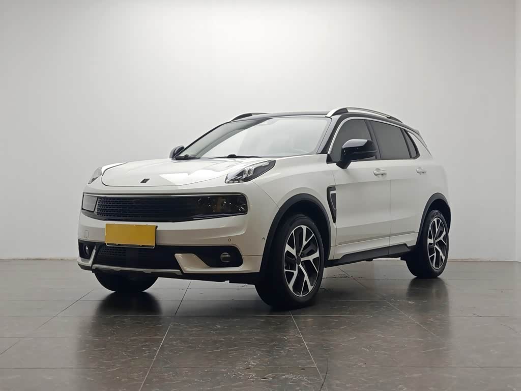 Lynk & Co 01