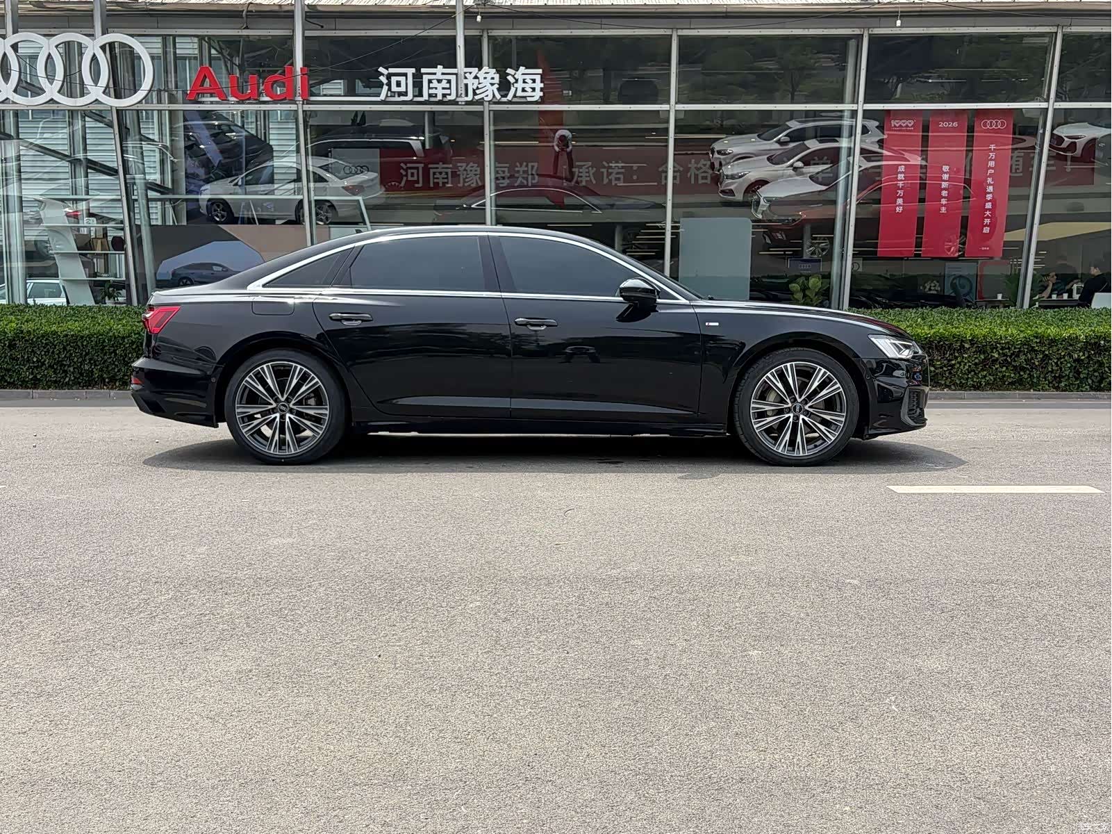 Audi A6L, 2022 3