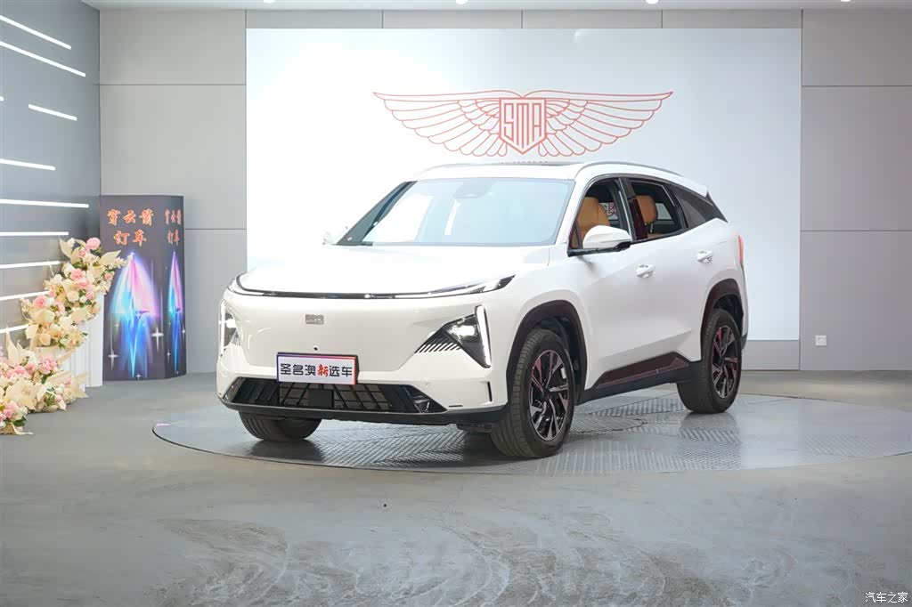 Geely Galaxy L7, 2024 1
