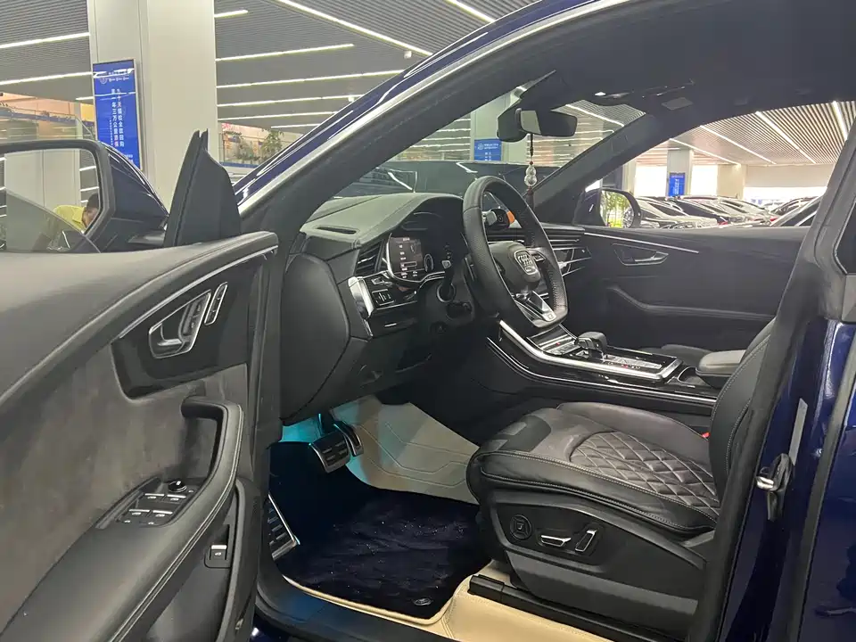 Audi Q8 Audi Q8