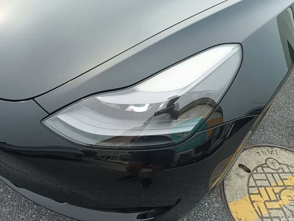 Tesla Model 3, 2021 24
