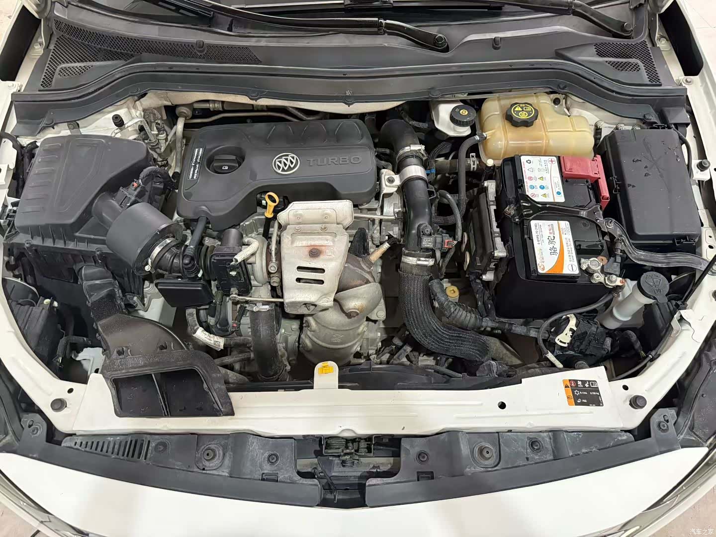 Buick V, 2018 8