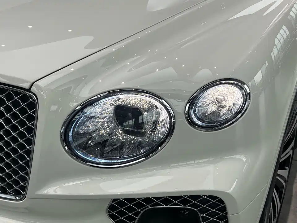 Bentley Tim Yue Bentley Tim Yue