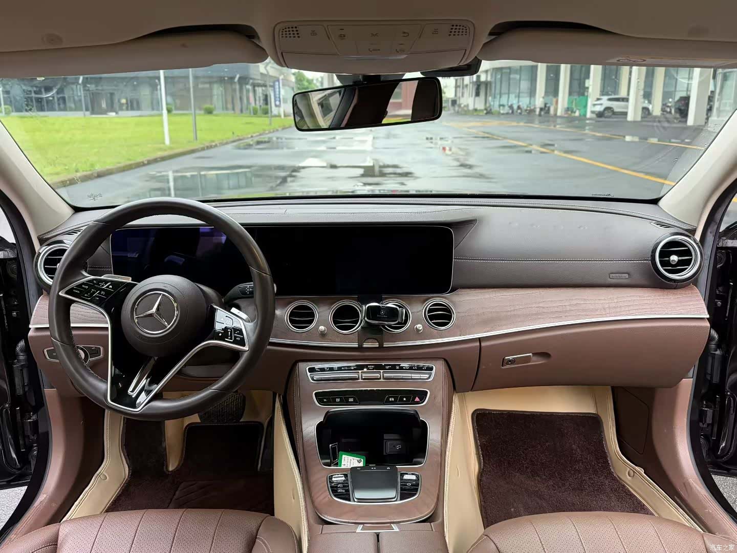 Mercedes-Benz E-Class, 2022 все фото